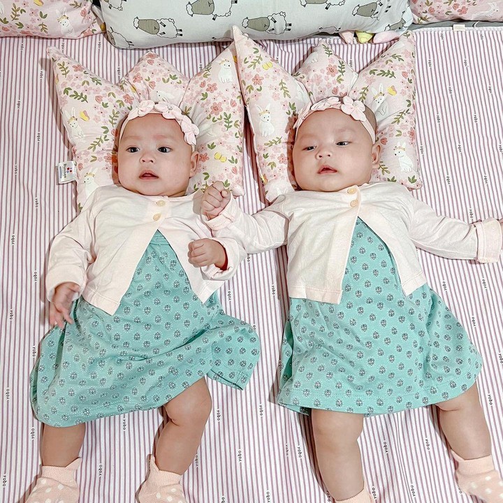<p>"Helo, Nak. Senang banget bisa dandanin kalian," kata Anisa beberapa waktu lalu. (Foto: Instagram: @anisarahma_12)</p>