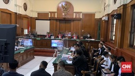 Tiga Polisi Jalani Sidang Lanjutan Tragedi Kanjuruhan