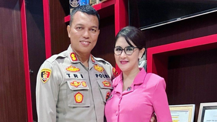 Uut Permatasari dan Suami, Tri Goffarudin Pulungan