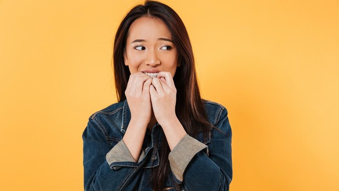 Punya Kebiasaan Menggigit Kuku? Ikuti 6 Tips dari Dermatologis Berikut Untuk Mengatasinya!