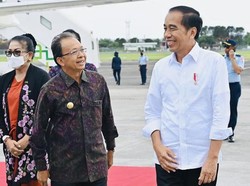 Beragam Cara Menyambut Jokowi di Bali