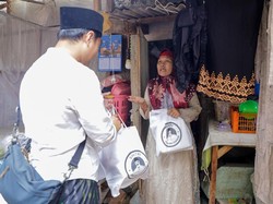 Relawan Ganjar Sumbang Peralatan Hadrah untuk Majelis Taklim di Jaksel