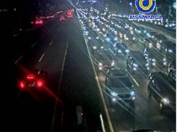 Tol Dalam Kota dan JORR Macet di Sejumlah Titik Malam Ini