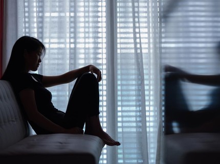 9 Tanda Seseorang Memiliki Trauma Masa Kecil yang Terpendam