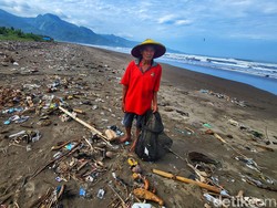 Cerita Sang Penunggu Air Pasang dari Sukabumi