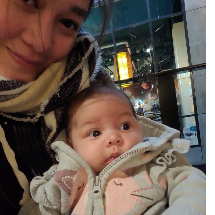 <p>Gracia melahirkan Nova pada 14 November 2022 lalu. Kini, bayi yang akrab disapa baby Nova itu sudah memasuki usia dua bulan. (Foto: Instagram @graciaz14)</p>