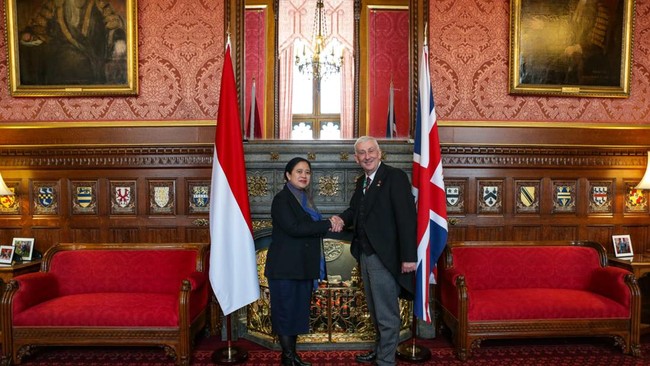 Menurut Puan Maharani, peningkatan hubungan Indonesia dan Inggris bisa dilakukan antara lain melalui penyelenggaraan program pertukaran dan kerja sama praktis.