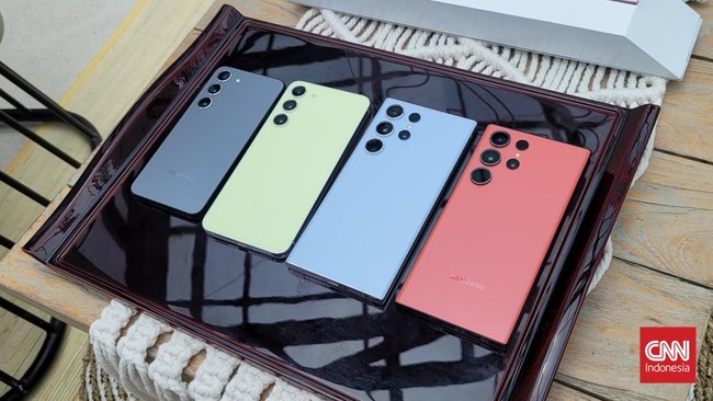 Samsung Galaxy S23 Series resmi dirilis di RI dengan harga mulai Rp12,999 juta hingga Rp25,999 juta. Cek rincian per modelnya di sini.