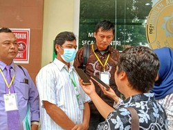Teganya Anak Kandung di Situbondo Gugat-Usir Ayah gegara Nikah Siri