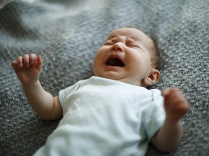 5 Tanda Jika Bayi Juga Alami Stres, Menangis Terus Salah Satunya