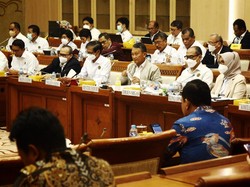 Rapat DPR-Menteri ESDM Panas Gegara Impor Nikel