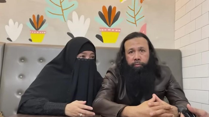 Peggy Melati Sukma dan Reza Abdul Jabbar.