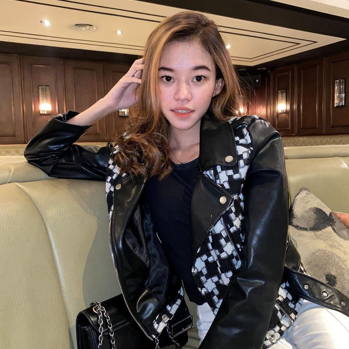 Potret Cantik Ummi Quary