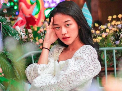 7 Potret Cantik Ummi Quary, Mantan Pemain Lenong Bocah yang Kini Bikin Pangling