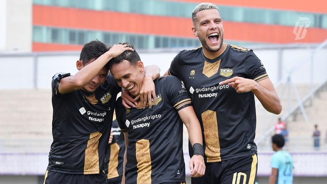Pelatih Dewa United Jan Olde Riekerink memberikan pujian setinggi langit untuk Egy Maulana Vikri usai mencetak gol debut di Liga 1.