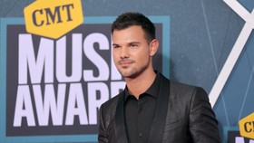 Taylor Lautner Jadi Kejutan di MV dan Panggung Konser Taylor Swift