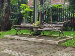 Cegah Dibuat Mesum, Bangku Jalan Ijen Kota Malang Kembali Disegel