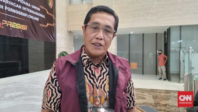 Selain Penyidik Bareskrim Polri, tim lain yang berangkat ke Filipina antara lain dari Badan Intelijen dan Keamanan  serta Divisi Hubungan Internasional.