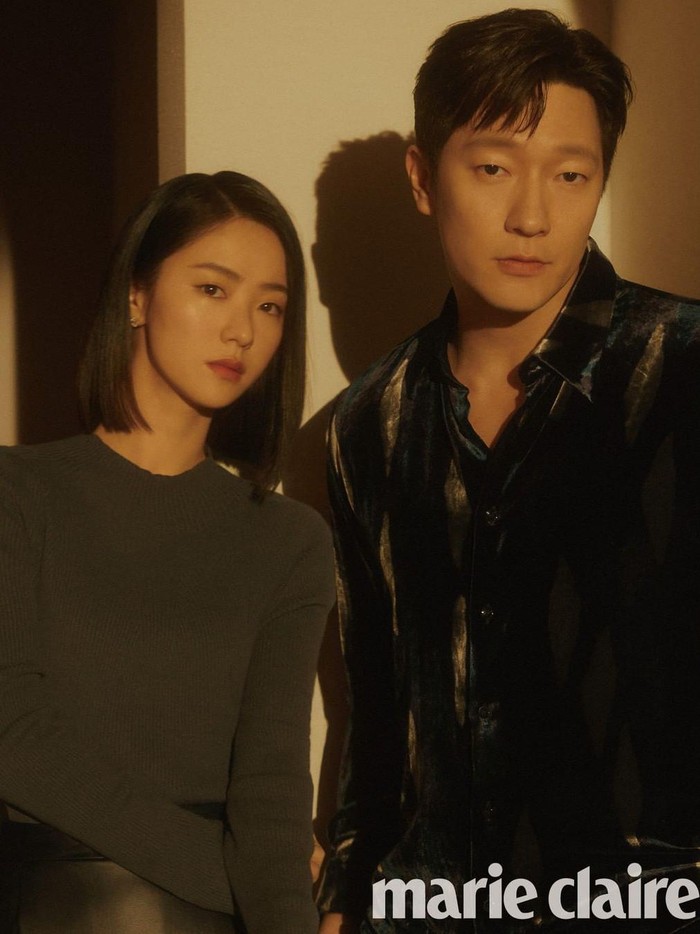 Jeon Yeo Been dan Son Suk Ku sukses menghebohkan penggemar dengan 'reuni' kecil mereka, Beauties./ Foto: instagram.com/marieclairekorea