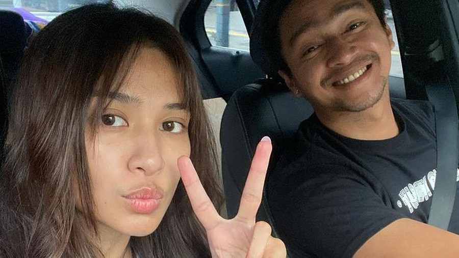 Mikha Tambayong dan Deva Mahenra