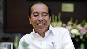 Joget Asyik Jokowi-Iriana dan Istri PM Singapura di Gala Dinner ASEAN