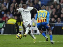 Real Madrid Vs Valencia: Los Blancos Menang 2-0