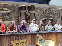Luhut: Biak Bakal Punya Penerbangan Langsung ke Hong Kong & Jepang!