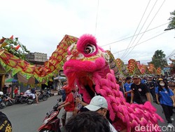 Cap Go Meh 2023 Obati Kerinduan Warga Kota Blitar pada Barongsai