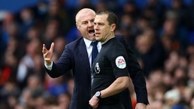 Pelatih Medioker Sindir Amorim: Saya Bisa Lebih Sering Menang di MU
