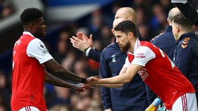 Bintang Arsenal Ajak Fan Rayakan Kekalahan MU
