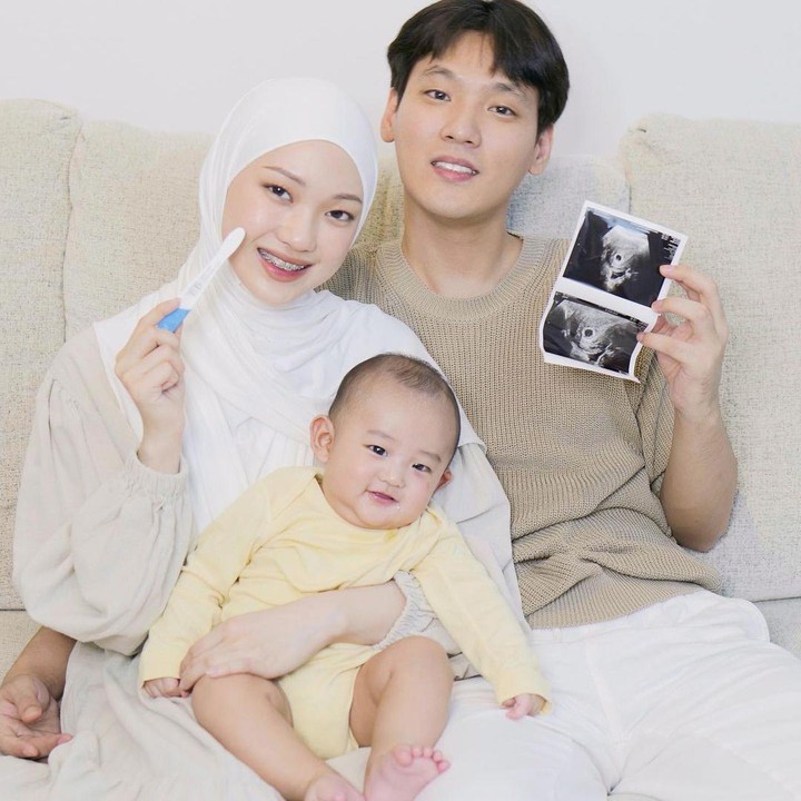 <p>Kabar membahagiakan mengenai kehamilan anak kedua mereka itu mereka bagikan di akun Instagramnya pada 13 Juli 2022 lalu. (Sumber: Instagram @juliaprt7)</p>