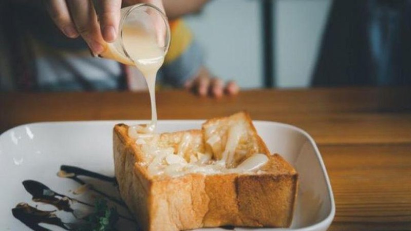 Manfaat Susu Kental Manis untuk Menunjang Aktivitas Sepanjang Hari Setelah berpuasa semalaman karena waktu tidur, tentunya tubuh sangat memerlukan energi saat pagi untuk menunjang kegiatan atau aktivitas sepanjang hari.