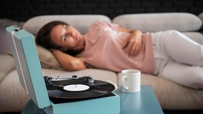 Sebaiknya Tidak Sembarang Pilih, Ini Rekomendasi Genre Musik Terbaik yang Bantu Tidur Malam Lebih Nyenyak