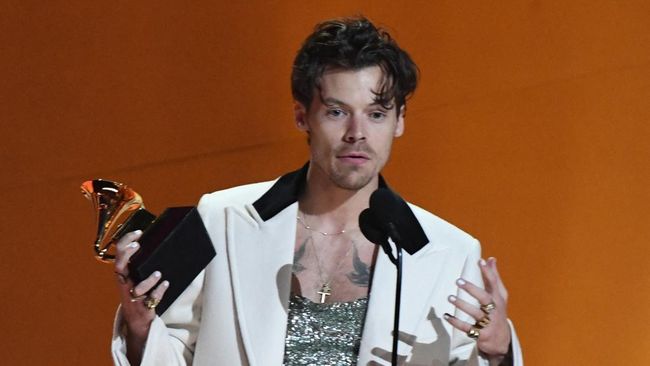Harry Styles menang Album of the Year Grammy Awards 2023 berkat album terbarunya, Harry's House. 