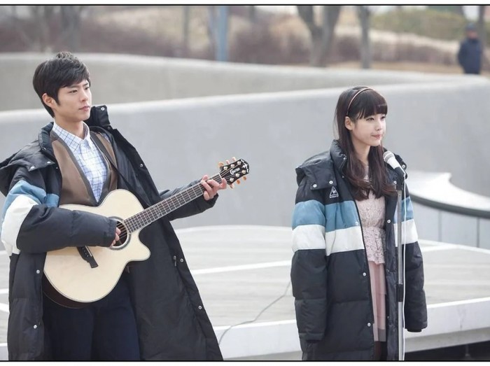 Park Bo Gum dan IU sekitar 12 tahun lalu / Foto: allkpop.com