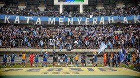Bobotoh Ultimatum Manajemen Persib Soal Dugaan Intimidasi Oleh Pemain