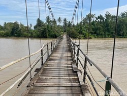 Jembatan Gantung di Pinrang Lapuk, Ancam Keselamatan Warga