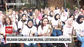 VIDEO: Relawan Ganjar Pranowo Ajak Milenial Lestarikan Angklung
