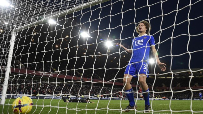 Catatan menyedihkan Liverpool, dua gol bunuh diri bek Leicester Wout Faes membuatnya jadi top skor The Reds di Liga Inggris usai Piala Dunia 2022.