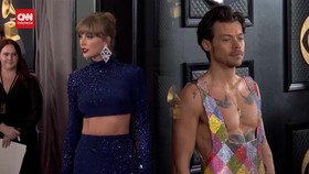 VIDEO: Harry Styles dan Taylor Swift di Red Carpet Grammy Awards 2023