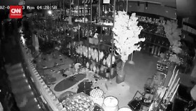 VIDEO: Detik-detik Gempa Dahsyat M 7,7 Guncang Turki Terekam CCTV