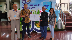 Asuransi Rama Cairkan Klaim Rp106 Juta Usai Bahan Baku Ultrajaya Rusak