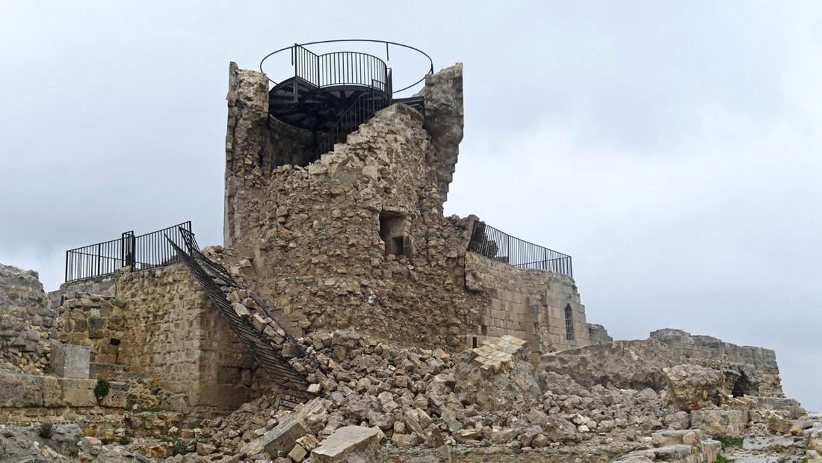 FOTO: 'Wajah Layu' Benteng-benteng Kokoh di Turki-Suriah Usai Gempa