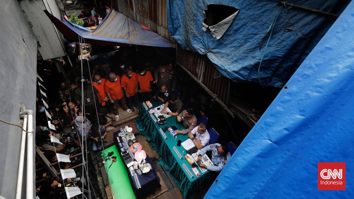 Polisi Bongkar Pabrik Sinte di Manggarai, Barbuk Senilai Rp20 M Disita