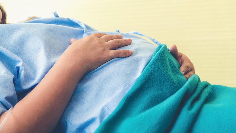 Ilustrasi Melahirkan