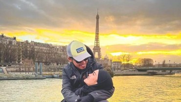 img-title Mesra di Paris Bareng Pria, Eks Model Dewasa Jess Amalia Ngaku Sudah Nikah