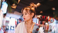 Potret Cantik Joanna Alexandra Ajak Anak Main ke Mall, Gaya Bak ABG