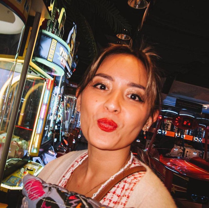 <p>Joanna yang kini menjadi single mom terlihat ceria ketika menghabiskan waktu bersama keempat anaknya. (Foto: Instagram @joannaalexandra)</p>