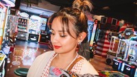 <p>Hampir dua tahun sejak kepergian Raditya Oloan Panggabean, Joanna Alexandra kini sudah bisa tersenyum bahagia meski tanpa kehadiran sang suami. Ia mulai kembali aktif di media sosial. (Foto: Instagram @joannaalexandra)</p>