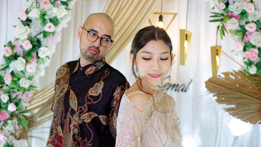 Kemal Palevi dan Novita Yumi